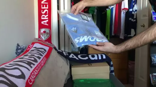 لا غنى عنه: أفضل 5 سلع لكل مشجع للدوري الإنجليزي الممتاز