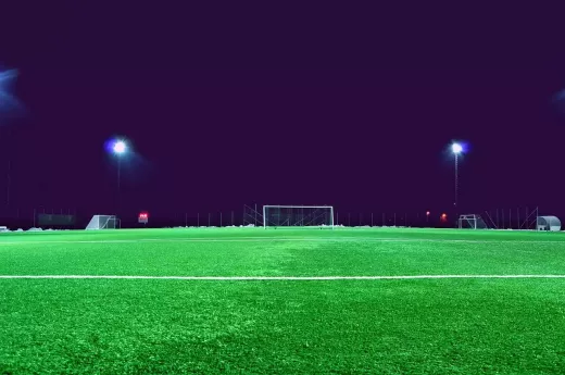 تسليط الضوء على النجوم: نظرة فاحصة على أندية الدوري الممتاز